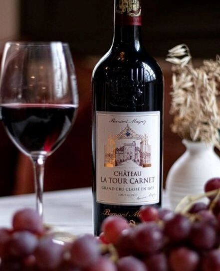 A display of strong, blue cheeses like Roquefort and Gorgonzola, paired with sweet wines like Port or Sauternes, creating a balanced contrast.